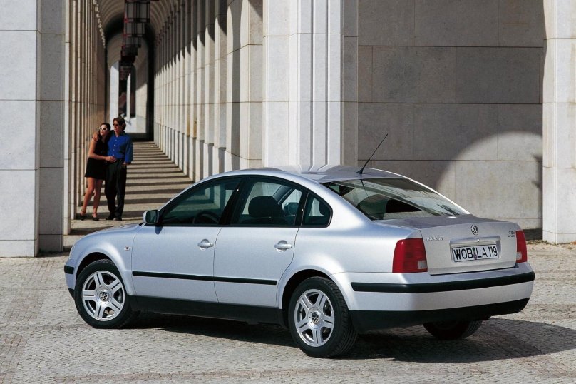 Volkswagen Passat b5 седан