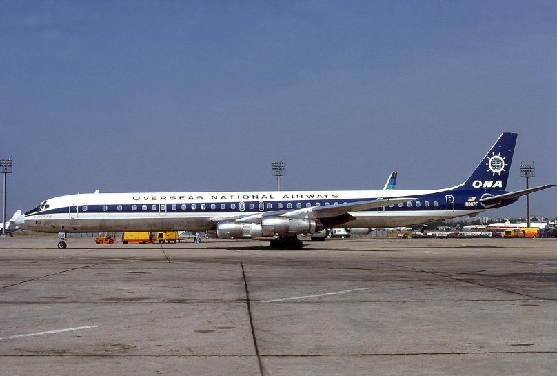 Douglas DC-8