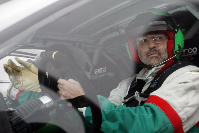 Анри Пескароло