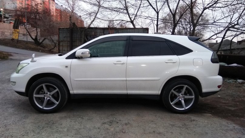 Toyota Harrier диски r18