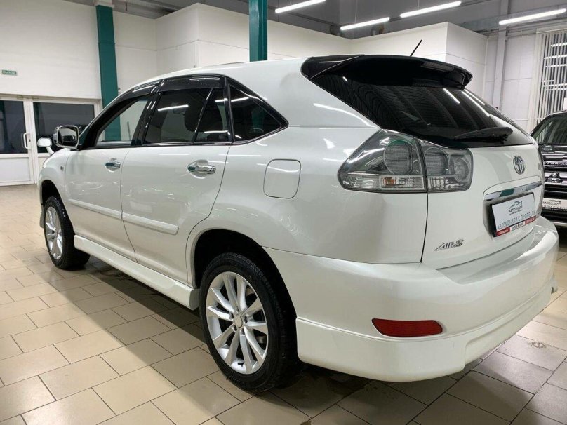 Тойота Харриер 2 поколение