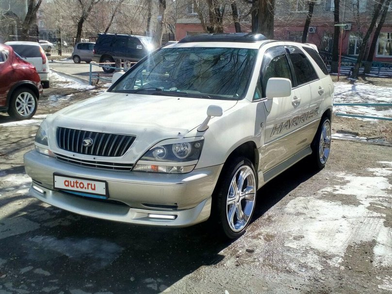 Toyota Harrier 1998 3.0