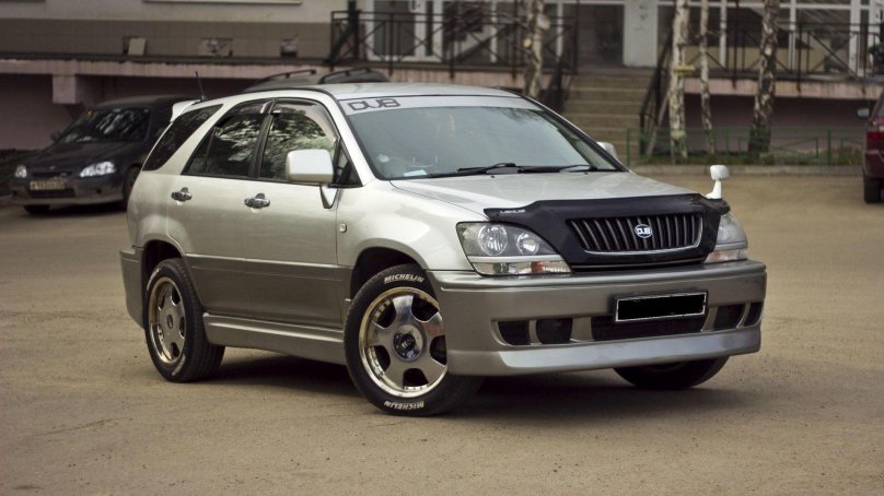 Тойота Харриер 10 кузов