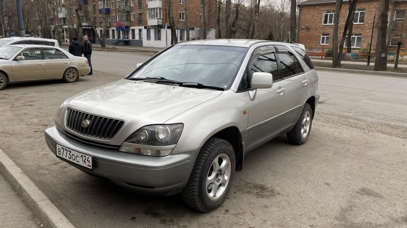 Toyota Harrier 1998