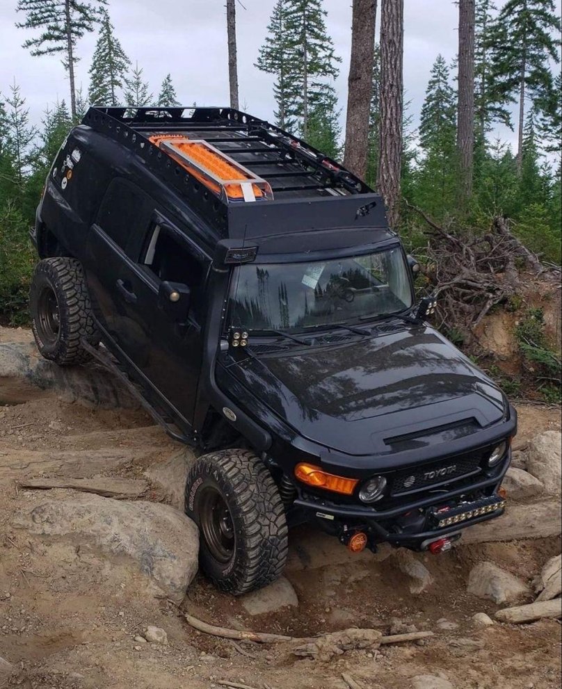 Тойота FJ Cruiser