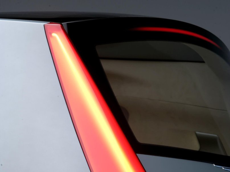 Наклейки на заднее стекло автомобиля