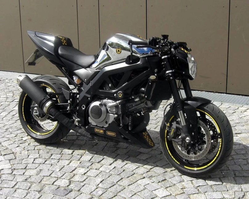 Suzuki SV 650 Street Fighter