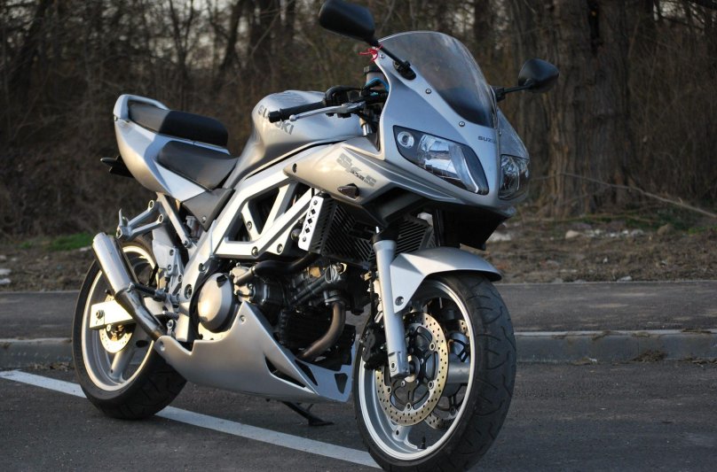 Suzuki sv650s