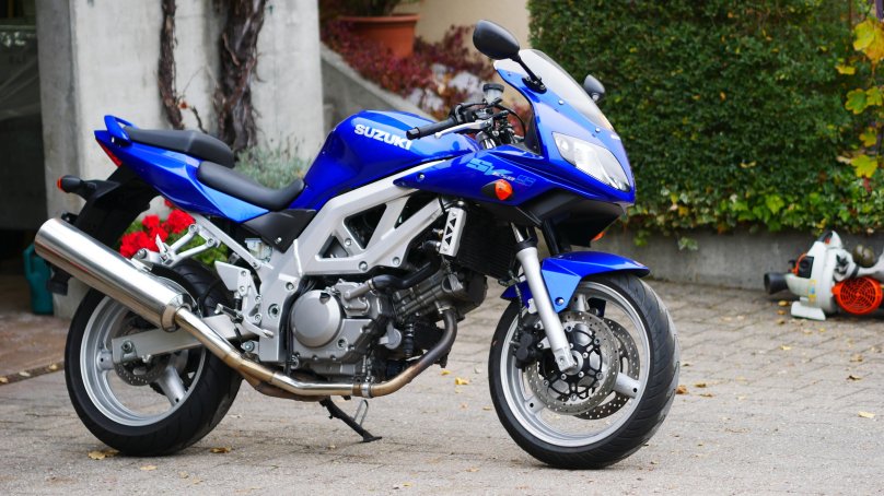 Suzuki sv650s