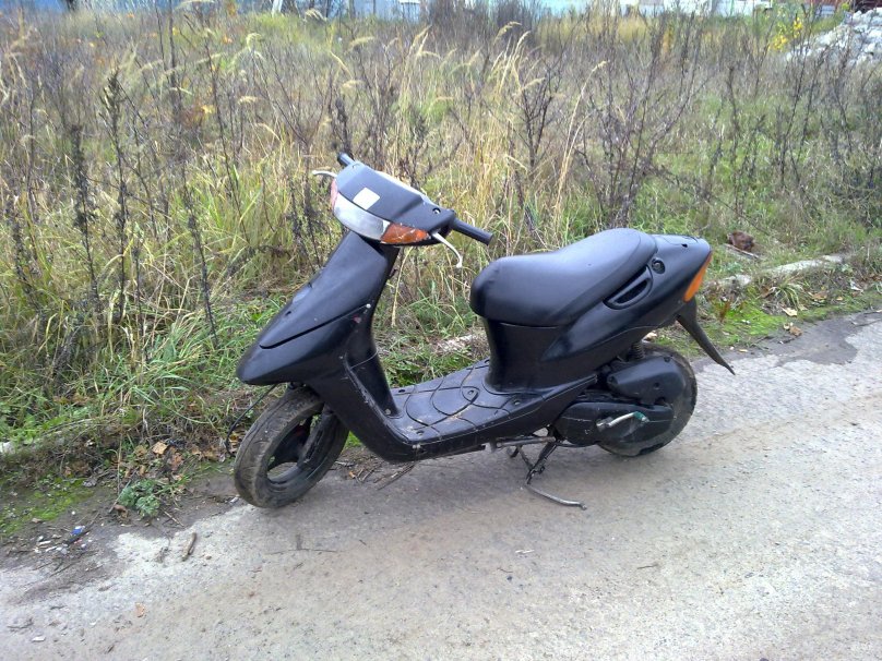 Мопед Suzuki Lets 2