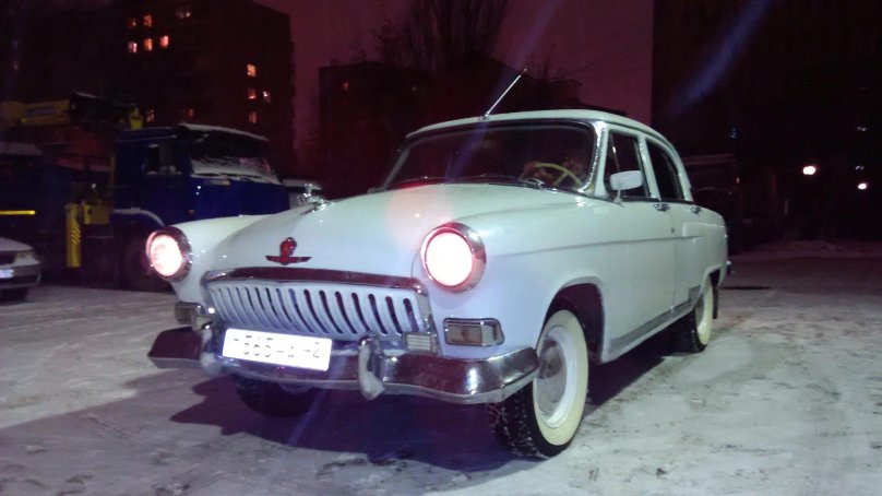 ГАЗ 21 белая