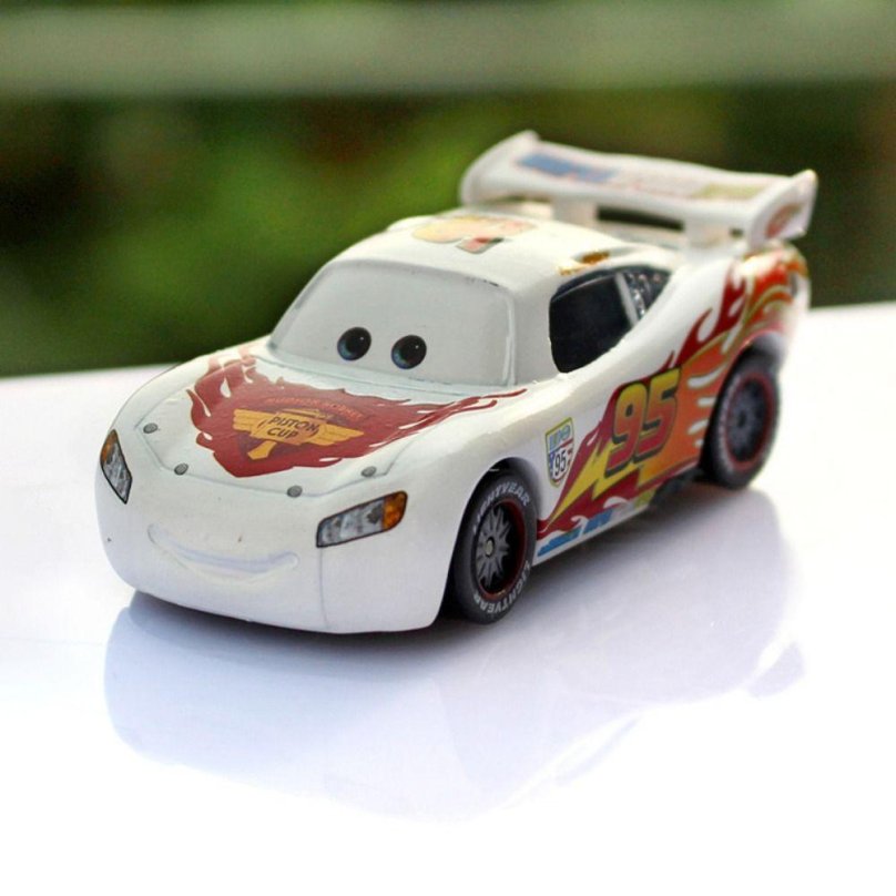 Cars Whitewalls Lightning MCQUEEN