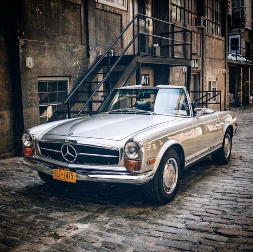Mercedes Benz w113