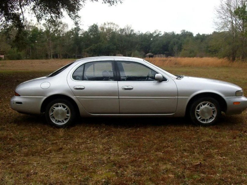 Infiniti j30, 1995