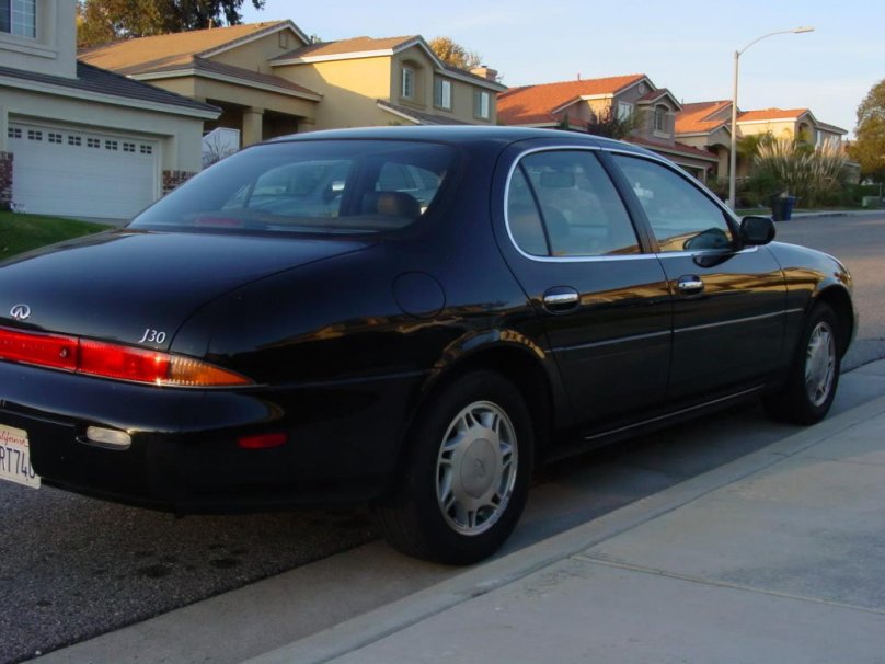 Infiniti 1996
