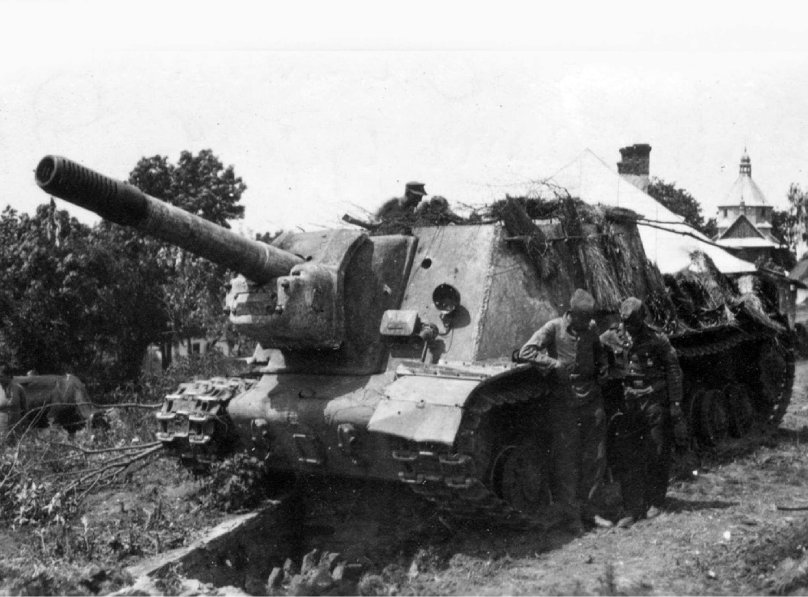 ИСУ 152 зверобой Курская дуга