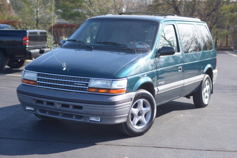 Plymouth Voyager 1994