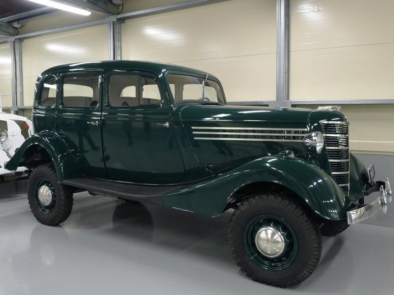 Машина ГАЗ 61 73