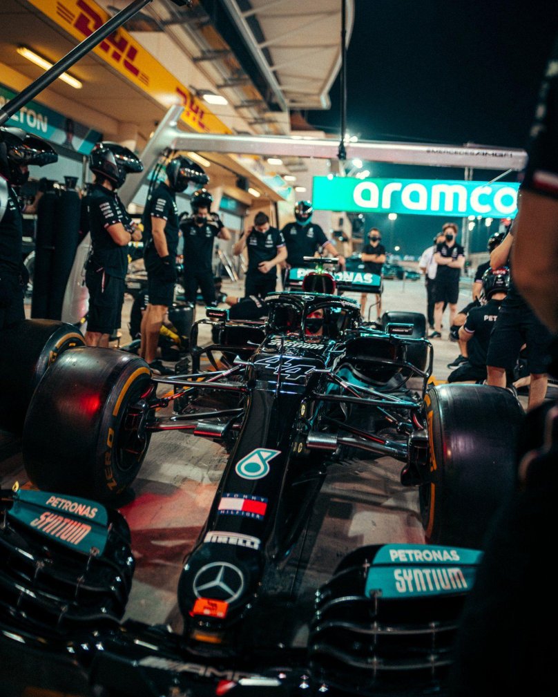 Mercedes AMG Petronas f1 Team