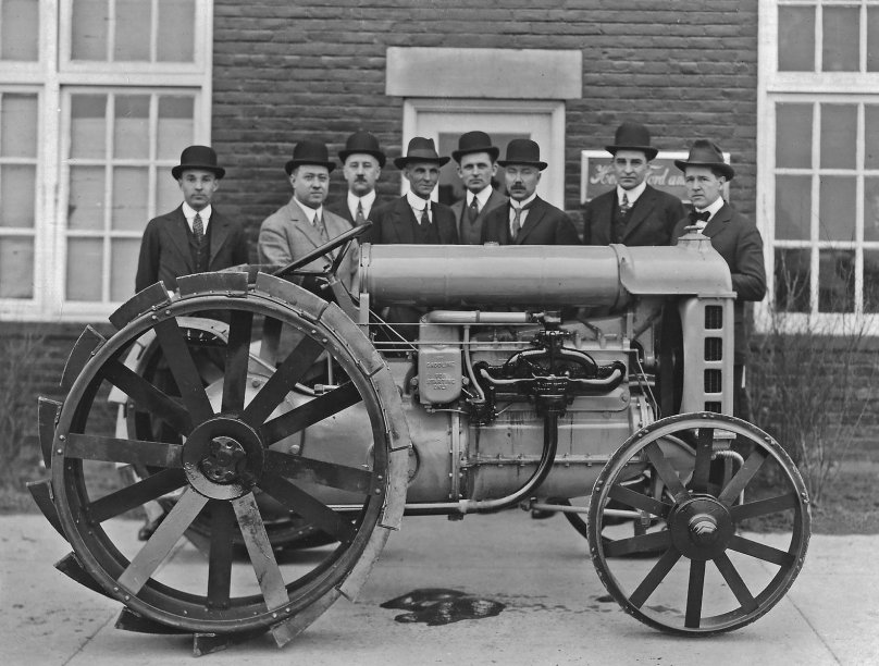 Трактор Форд 1948г