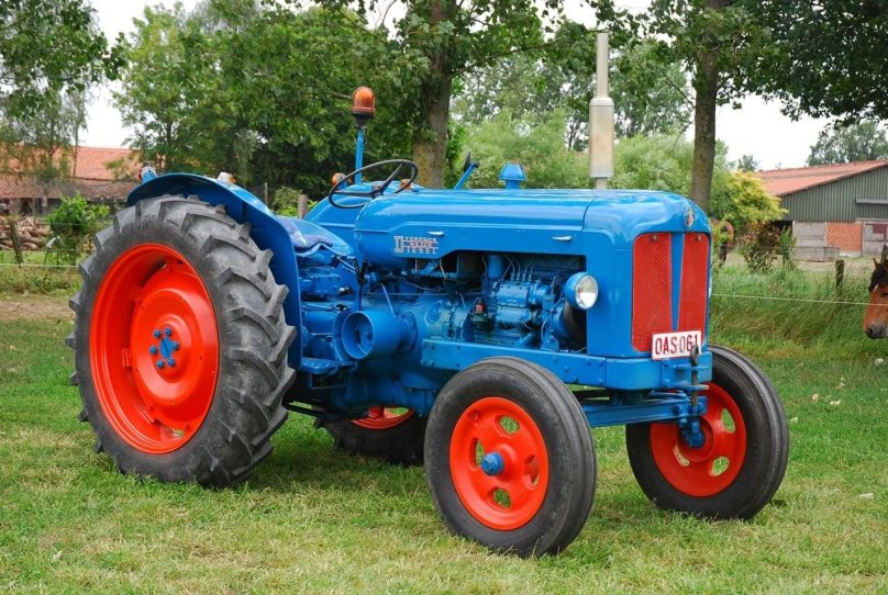 Трактор мажор