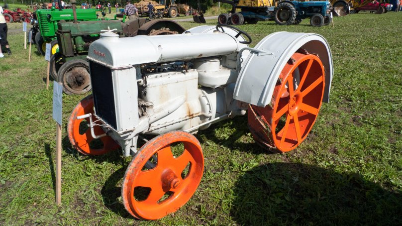 Трактор Фордзон Бугульма