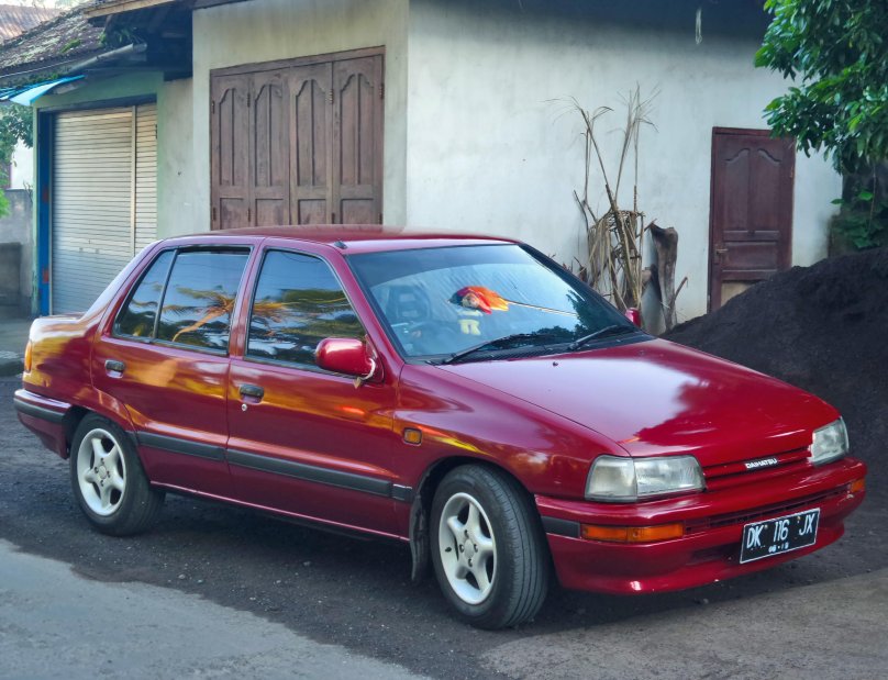 Дайхатсу Шарада социал