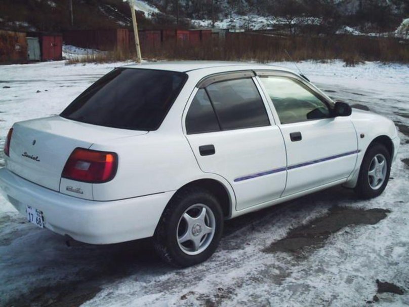 Daihatsu Charade social 1998