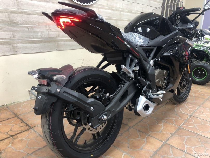 Мотоцикл воге 300