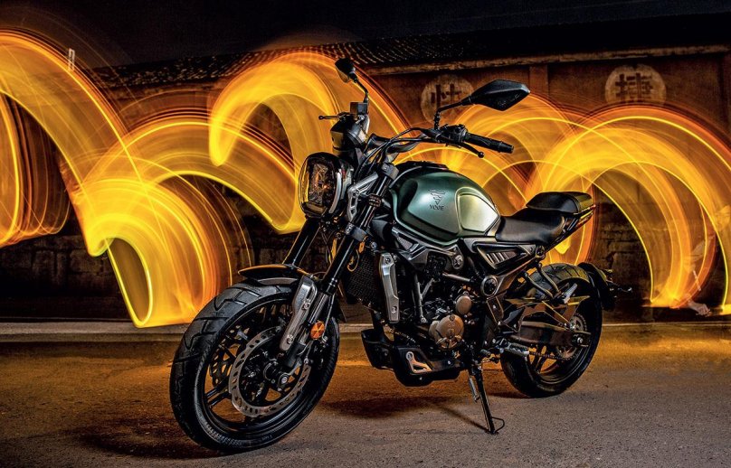 Мотоцикл Vogue 300ac