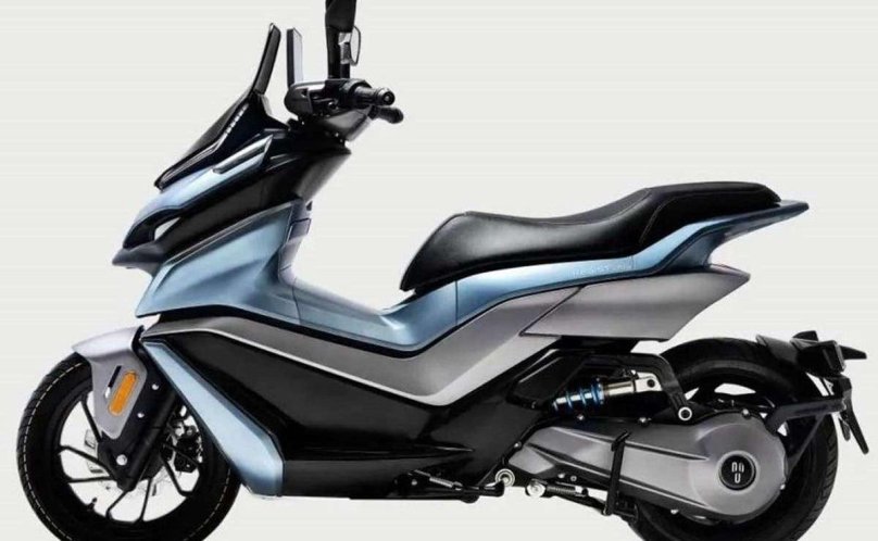 Скутер BMW 125