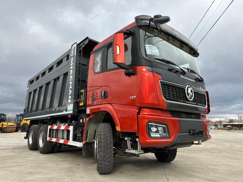 Новый Шакман х 3000 самосвал