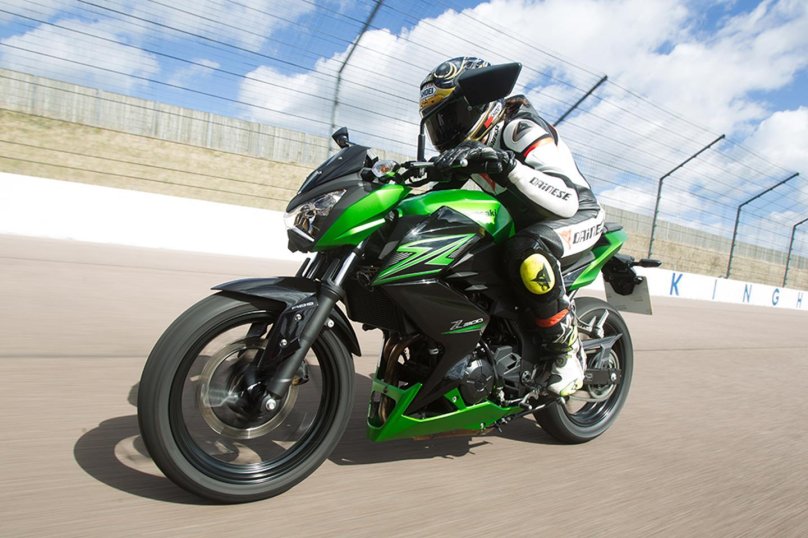 Мотоцикл Kawasaki z300