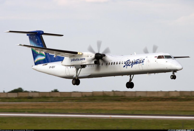 DHC 8 q400 самолет