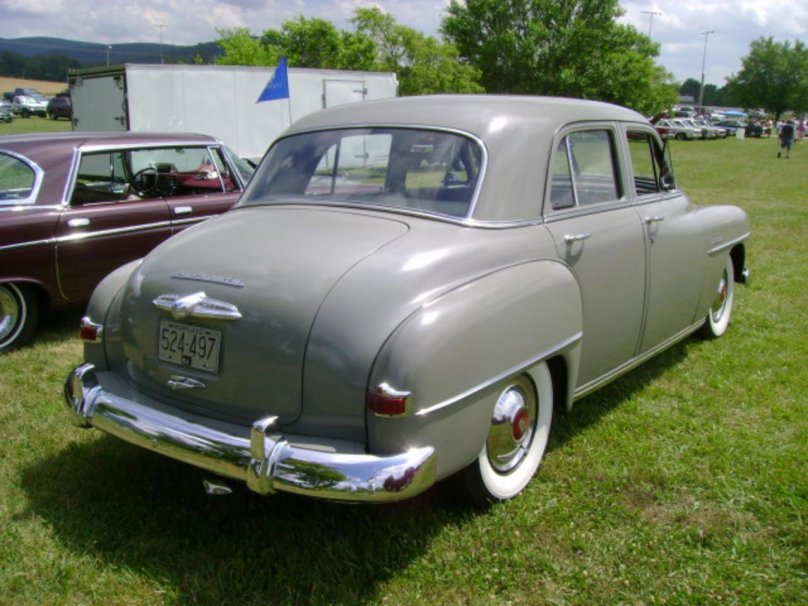 Plymouth Cranbrook 1952