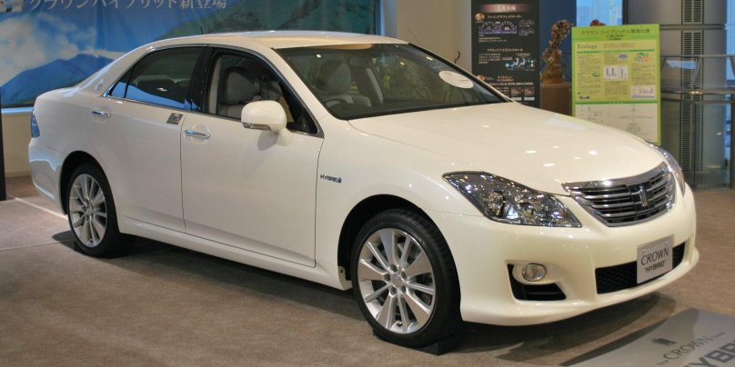 Toyota Crown s200 Hybrid