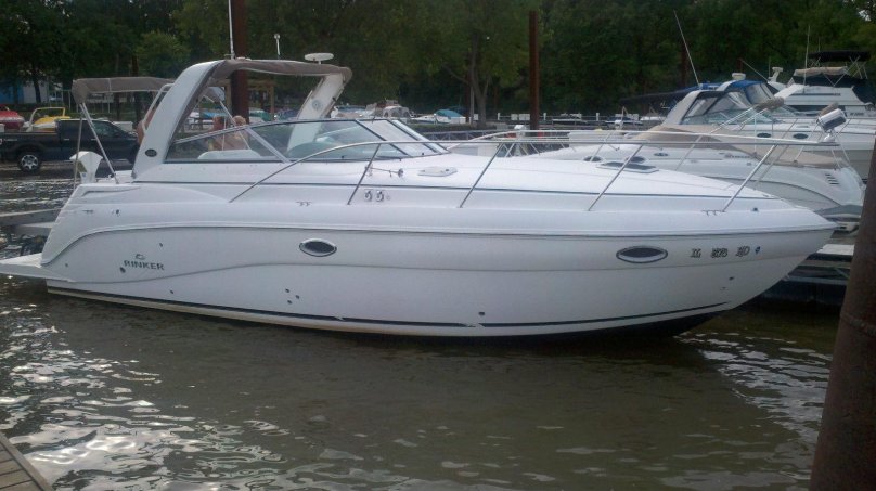 Rinker 320