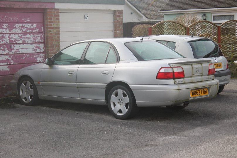 Opel Omega 3