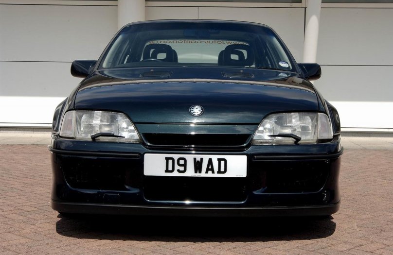 Opel Lotus Omega 1990