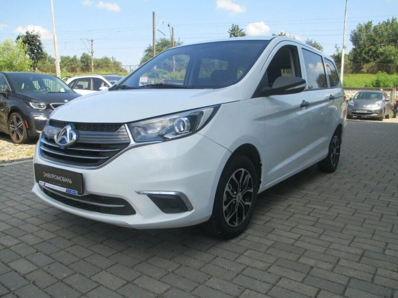 Changan Auchan a600 ev