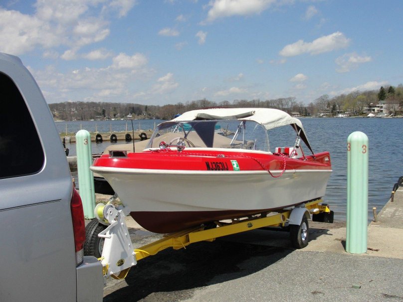 Каютный катер «Грумант-30т»