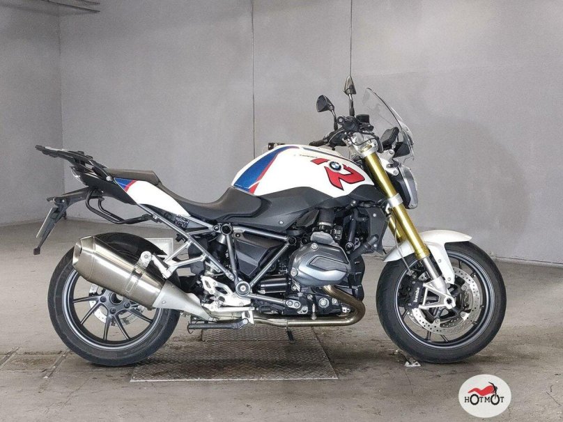 Мотоцикл Suzuki GSR 750