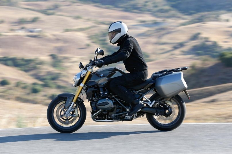 Мотоцикл БМВ r1200r