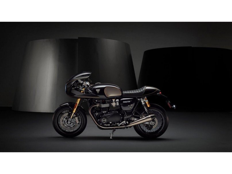 Мотоцикл Триумф Тракстон