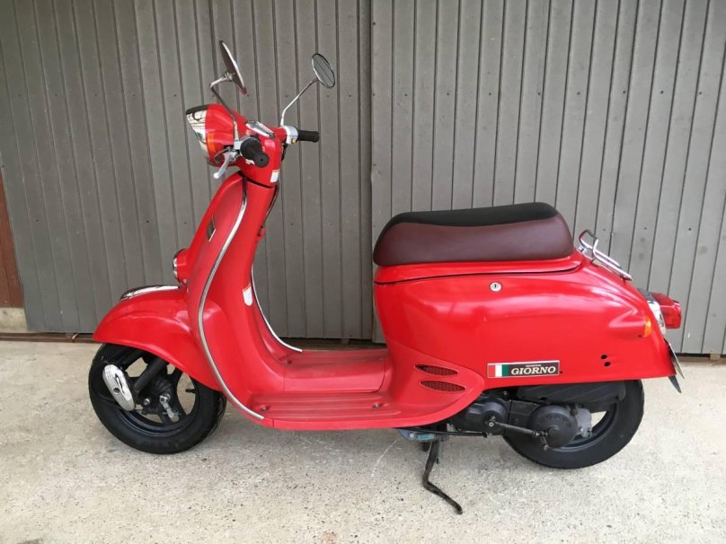 Скутер Honda giorno af24