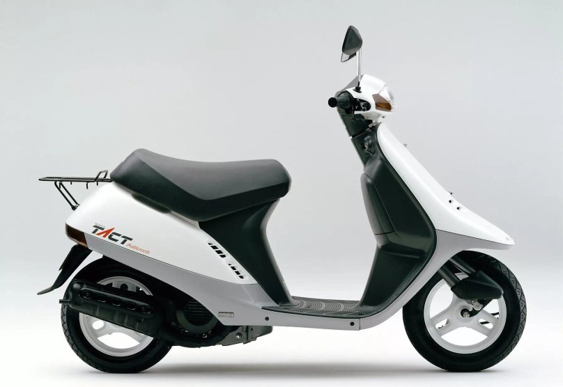 Скутер Honda Tact af 16