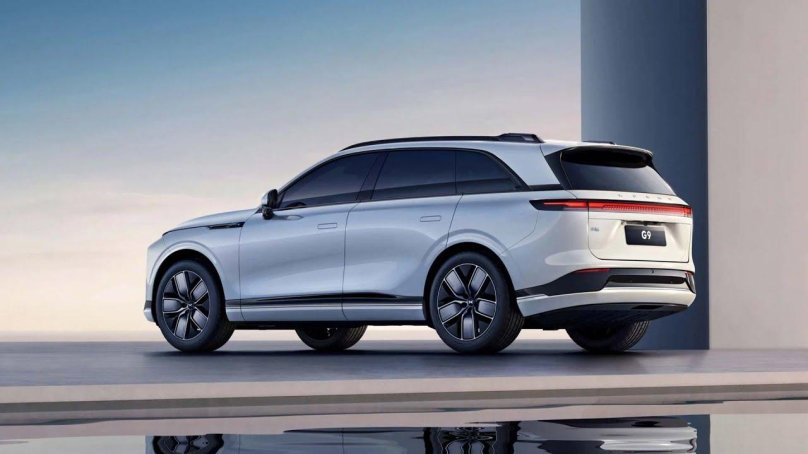 Китайский электромобиль Xpeng g9