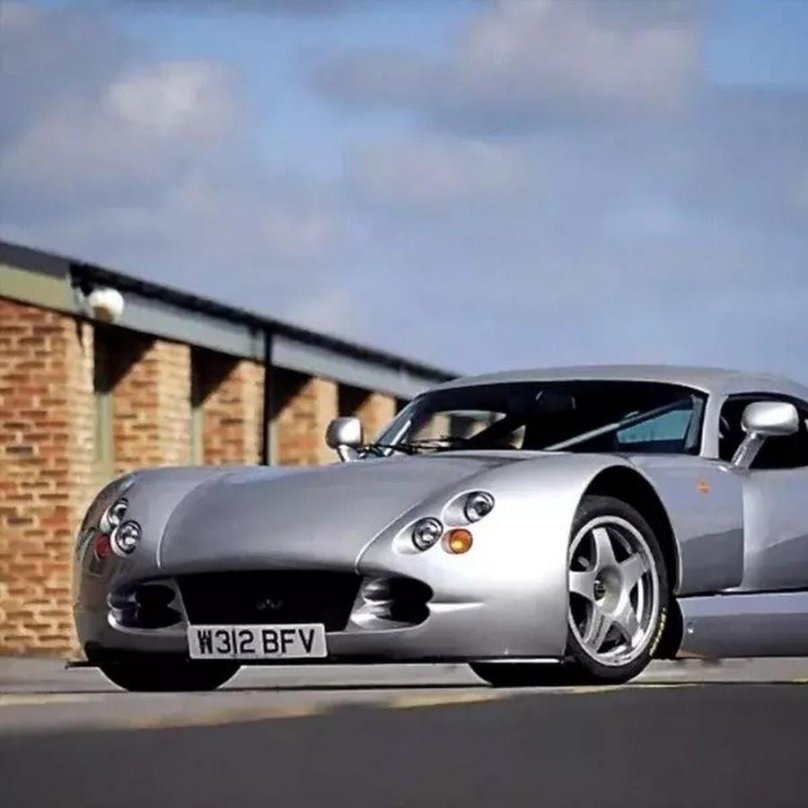 Автомобиль TVR Cerbera