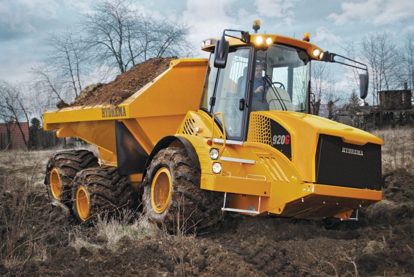 Сочлененный самосвал Hydrema