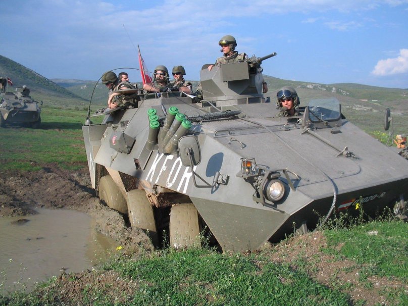 БТР пандур 1